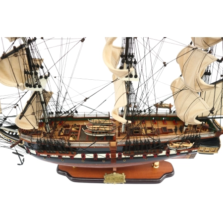 Drewniany model żaglowca USS Constitution 100 cm – ekskluzywna replika fregaty „Old Ironsides”